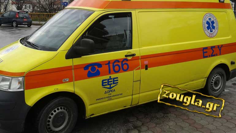 Κηφισιά: Τρεις τραυματίες από σύγκρουση λεωφορείου με Ι.Χ.